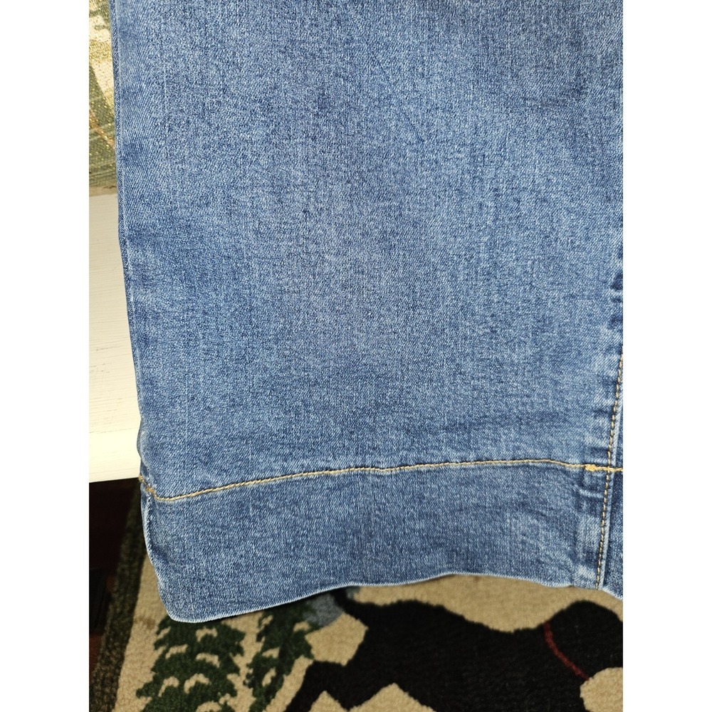 Cropped Jeans With Drawstring - Picture 5 of 6